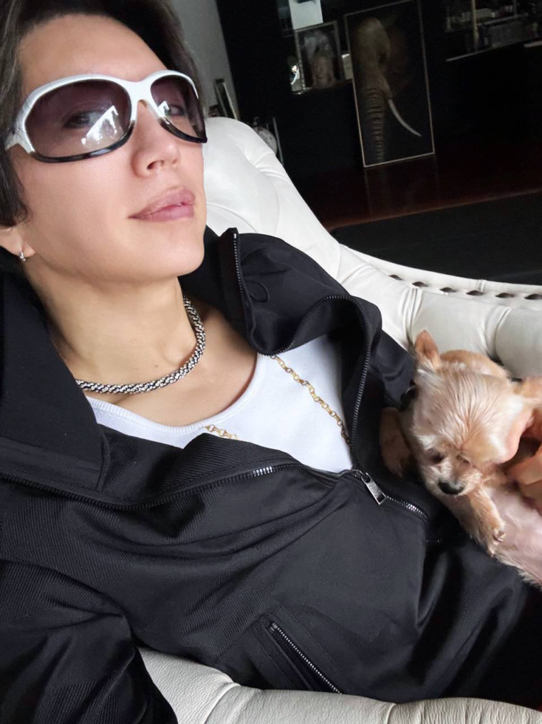 GACKT　犬　ペット